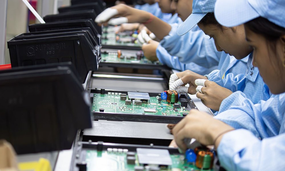 Electronics Manufacturing Gets a Boost with Optiemus-Quectel Partnership